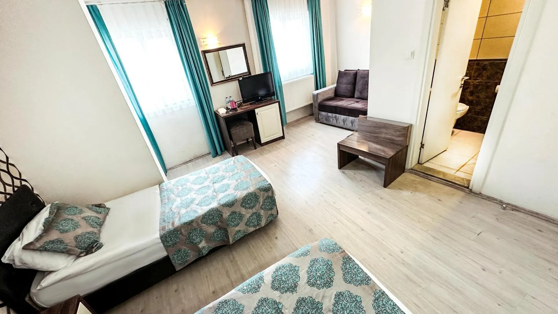 Sagiroglu Otel Trabzon 2*,